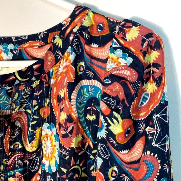 Loft Paisley Shimmer Mystical Creatures Print Top - Multicolor size LP - Picture 6 of 12